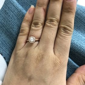 【アイプリモ(I-PRIMO)の口コミ】 つけ心地が大変よく、シンプルで飽きのこない、ずっと長く愛着を持ってつ…