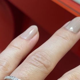 【AFFLUX(アフラックス)の口コミ】 フルオーダーでも指輪を作る事ができ、プラチナについても%を選択できます…