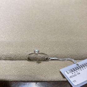 【TRECENTI(トレセンテ)の口コミ】 デザインがシンプルでとても可愛かったので、購入しました。店員さんも親…