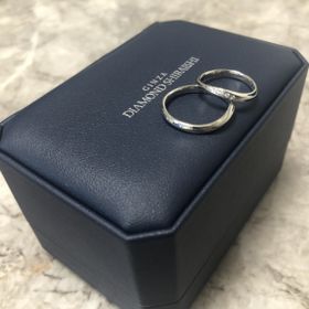 【銀座ダイヤモンドシライシの口コミ】 初めてみた中で私たちに気にいるデザインに出会いました。
なかなか指輪に…