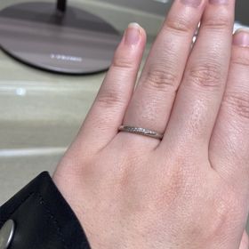 【アイプリモ(I-PRIMO)の口コミ】 ダイヤが端までキラキラしており、ダイヤの大きさも小さいため、より輝い…