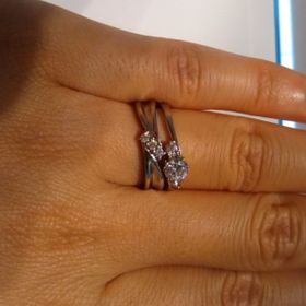 【GALA JEWELRY(ガラジュエリー)の口コミ】 マリッジリングを中心に選んでいき、それと似合う形のエンゲージリングを…