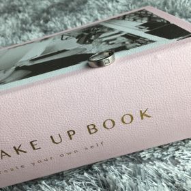 【ジュエリーツツミ(JEWELRY TSUTSUMI)の口コミ】 金属アレルギーなのでプラチナ素材の物で探していました。他のお店でも見…