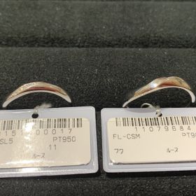 【TRECENTI(トレセンテ)の口コミ】 シンプルなデザインであること、指輪の付け心地です。彼の指輪のデザイン…