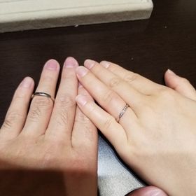 【TRECENTI(トレセンテ)の口コミ】 なんといってもつけ心地がとても良い。
デザインはシンプルなのにダイヤモ…