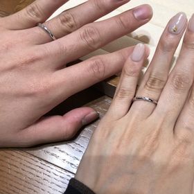 【TRECENTI(トレセンテ)の口コミ】 シンプルな中にもデザイン性があり、2人の指輪のお揃い感を感じられるとこ…