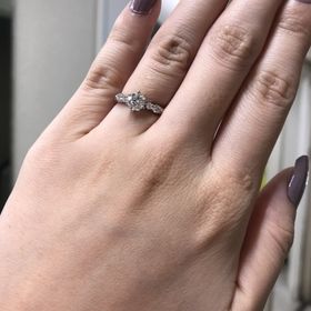 【宝寿堂(ほうじゅどう)の口コミ】 指輪のデザインをとても気に入り、また価格についてもハイブランドと比べ…