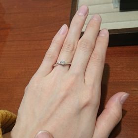 【TRECENTI(トレセンテ)の口コミ】 ウェーブデザインで指に一番フィットするものをチョイスしました。「マト…