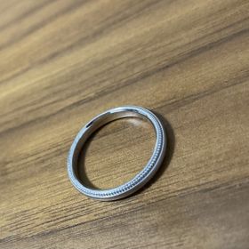 【俄(にわか)の口コミ】 シンプルなデザインを探していました。当初は本当にデザイン無し？くらい…