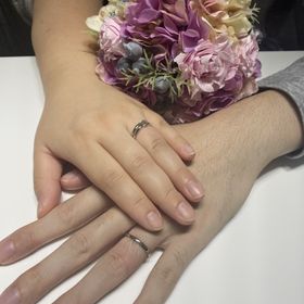 【4℃ BRIDAL(ヨンドシーブライダル)の口コミ】 値段が予算内であり、なおかつデザインがとてもシンプルでよくその中でも…