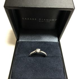 【ラザール ダイヤモンド(LAZARE DIAMOND)の口コミ】 買う前のイメージでは私の指は太めだったのでウェーブラインはなかなか似…