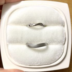 【俄(にわか)の口コミ】 婚約指輪も2人の明るい未来に向けて、という意味だったので結婚指輪も同じ…