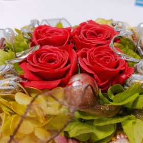 【SO(ソウ)】の口コミ 最初はウェーブタイプでプラチナとピンクゴールドのコンビネーションを探し...