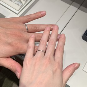 【銀座ダイヤモンドシライシの口コミ】 何店舗か見たが、見過ぎでしまい好みが分からなくなってしまいその事も伝…