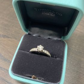 【ティファニー(Tiffany & Co.)の口コミ】 せっかくの婚約指輪なので、憧れのブランドで購入したいと重いTiffanyを選…