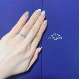 【ショーメ(CHAUMET)の口コミ】 デザインは最初からエタニティデザインで決めていました！婚約指輪を見に…