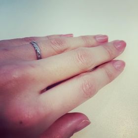 【PILOT BRIDAL(パイロットブライダル)の口コミ】 丈夫さ、長く大事にできるデザイン、着けたときのしっくり度を重視して探…