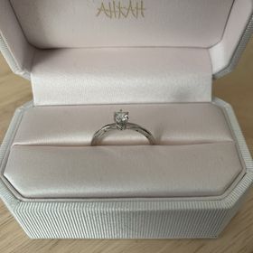 【AHKAH(アーカー)の口コミ】 初めて自分で買ったアクセサリーがアーカーで思い出のブランドだったので…