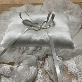 【AHKAH(アーカー)の口コミ】 2人で同じデザインにしたかったのでシンプルなこの指輪に決めました。

婚…