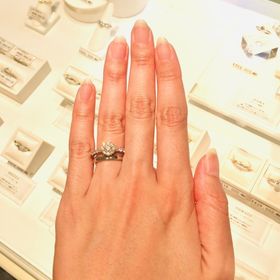 【Ponte Vecchio(ポンテヴェキオ)の口コミ】 ボリュームある一つ石が欲しいとき、カラット数が上がると自然と金額も跳…