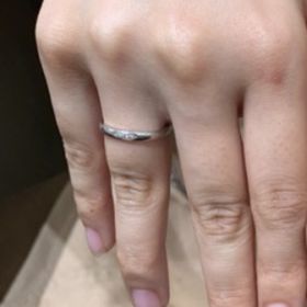 【アイプリモ(I-PRIMO)の口コミ】 他のリングとも検討しましたが、
ユノーはデザインはシンプルで
仕事で着…