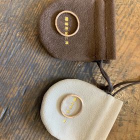 【鎌倉彫金工房の口コミ】 結婚指輪は絶対に手作りにしたいと思っていました。
デザインも決めて行っ…