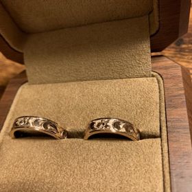 【Makana(マカナ)の口コミ】 以前から気になっていた、ハワイアンジュエリーを探していて、リングの太…