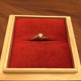 【出雲結(いずもゆい)の口コミ】 プロポーズを考えはじめた時から、
故郷である出雲に因んだ指輪を探してい…