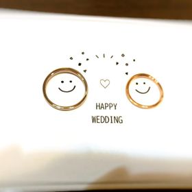 【RosettE(ロゼット)の口コミ】 店員さんにいくつかみせて頂いて、ピンクゴールドの細い指輪に決めました
…