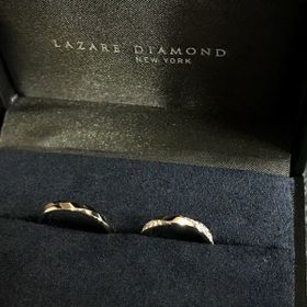 【ラザール ダイヤモンド(LAZARE DIAMOND)の口コミ】 ストレートタイプのリングが自分の骨格に合っていると感じており、その中…