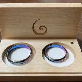 【SORA(ソラ)の口コミ】 デザインのシンプルさと、ジルコニウム素材による発色を自分たちで決めら…