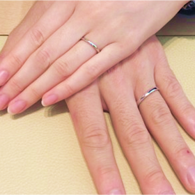 【Ponte Vecchio(ポンテヴェキオ)の口コミ】 つるりとした柔らかい質感がとても気に入りました。デザインとしても素敵…