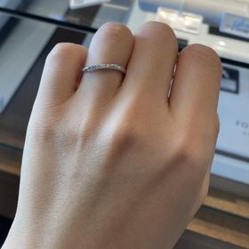 【I's stone(アイズストーン)の口コミ】 メレダイヤのウェーブラインの指輪でラインナップが沢山ありました。一番…