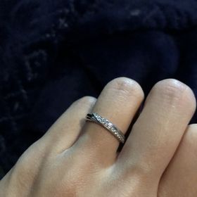 【エクセルコダイヤモンド(EXELCO DIAMOND)の口コミ】 婚約指輪がなかったため、結婚指輪はこだわりたいと思って決めました。ま…