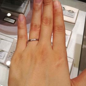 【アイプリモ(I-PRIMO)の口コミ】 指輪の写真を探していたときに一目惚れしました。お店で実物を見せてもら…