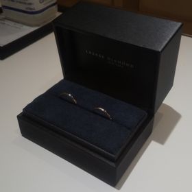 【ラザール ダイヤモンド(LAZARE DIAMOND)の口コミ】 買うまでは他のブランドで探していましたが、みんなどこも同じに見えてき…