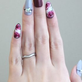 【ティファニー(Tiffany & Co.)の口コミ】 結婚前に着けていたペアリングが、シンプルだけど角が角ばった指輪をして…