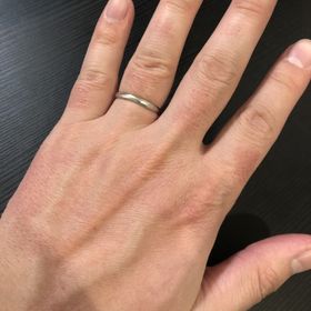 【アイプリモ(I-PRIMO)の口コミ】 鍛造製法の丈夫な指輪を探していたため！
工場勤務の仕事のため、鋳造製法…