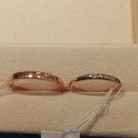 【ヴァンドーム青山(VENDOME AOYAMA)の口コミ】 素材や色や指輪の幅を比べて選び出すので、セミオーダーメイドの気分が味…