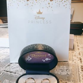 【Disney PRINCESS Rapunzel(ディズニープリンセスラプンツェル)の口コミ】 ネットで調べてラプンツェルの指輪が可愛いと思い実際にお店に行って見せ…