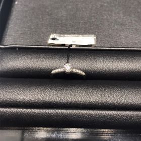 【エクセルコダイヤモンド(EXELCO DIAMOND)の口コミ】 デザインがとても良く、こちらの希望通りのシルエットのものがあったため…