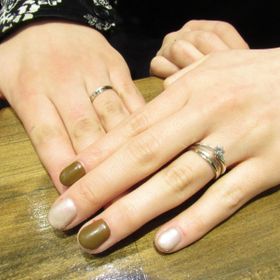 【輪-RIN-の口コミ】 他のところではないデザインで、マット感が混ざっているところや個性的な…