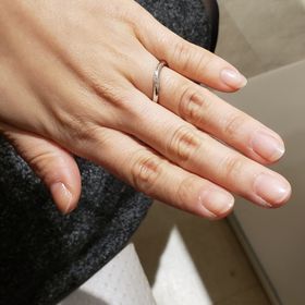 【TRECENTI(トレセンテ)の口コミ】 シンプルなデザインで、派手さは控えめですが、仕事中に着用していても問…