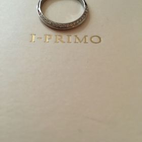 【アイプリモ(I-PRIMO)の口コミ】 結婚指輪は、派手なものよりシンプルなものを探していて、だけど一般的な…