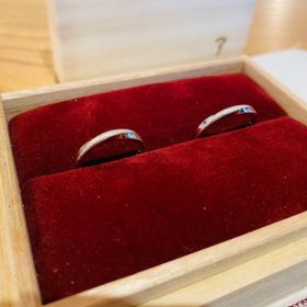 【ichi(イチ)の口コミ】 指輪をオーダーメイドで依頼することが出来るので、通常決まった形から選…