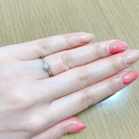 【Flowaves(フロウェーブス)の口コミ】 ネットで探していた時から素敵な指輪だなと思っていました。
実際にお店に…