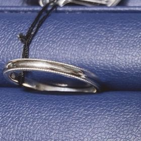 【銀座ダイヤモンドシライシの口コミ】 シンプルなもので探していて、妻と自分が納得できたものが見つかりました…