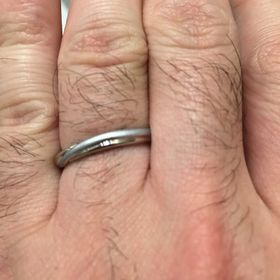 【銀座ダイヤモンドシライシの口コミ】 お店の雰囲気と親身になって疑問を聞いて頂けたことです。
指輪自体も、デ…