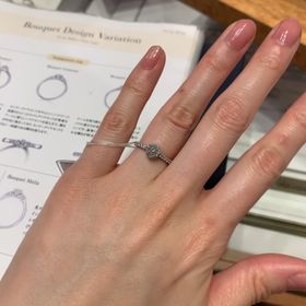 【銀座ダイヤモンドシライシの口コミ】 デザインがとても可愛い！！！
ダイヤモンドがすごくキラキラしてました。…