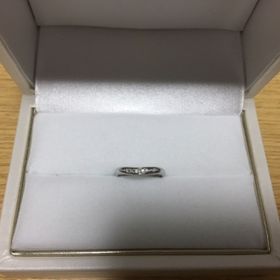 【宝寿堂(ほうじゅどう)の口コミ】 引っかかりなどが心配でシンプルなデザインでダイヤ無しにしようと考えて…